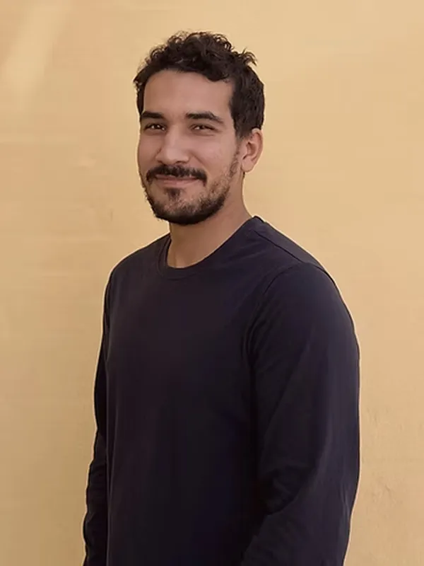 Portrait of Younes Lbaz